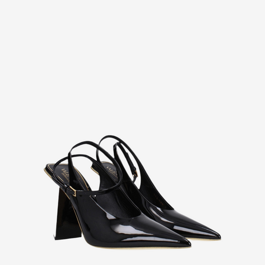 Valentino Garavani – Black Patent Leather Pointed-Toe