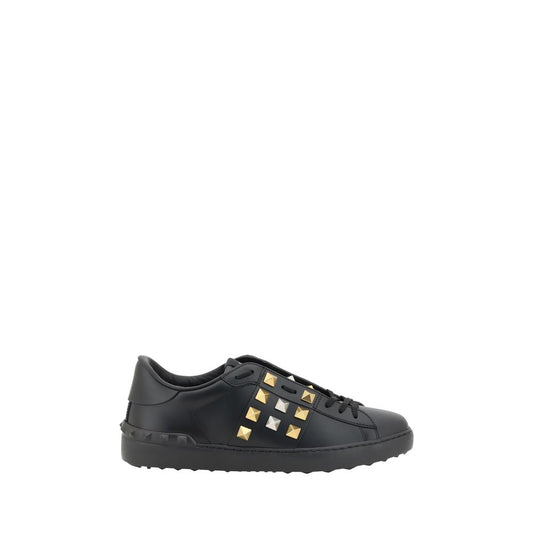Valentino Garavani – Black Rockstud Sneakers
