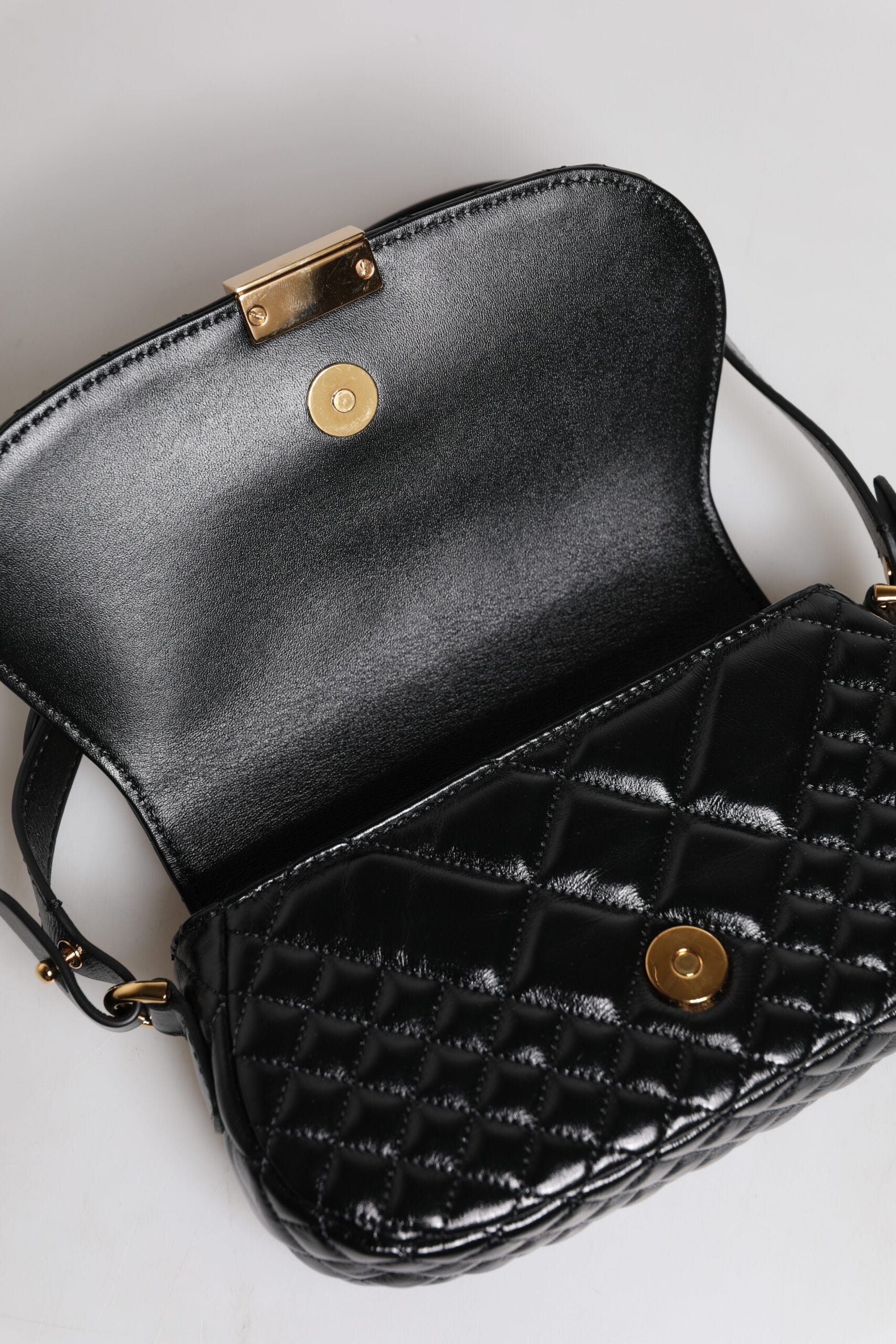 Versace – Black Calfskin Shoulder Bag