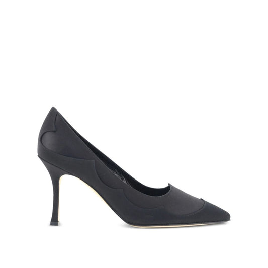 Manolo Blahnik – Fabrakahi 90 Black Silk Pumps