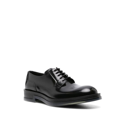 Alexander McQueen – Black Shiny Leather Lace-Up Derbies