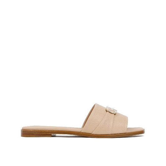 Salvatore Ferragamo – Leather Flat Sandals