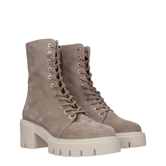 Stuart Weitzman – Beige Suede Ankle Boots