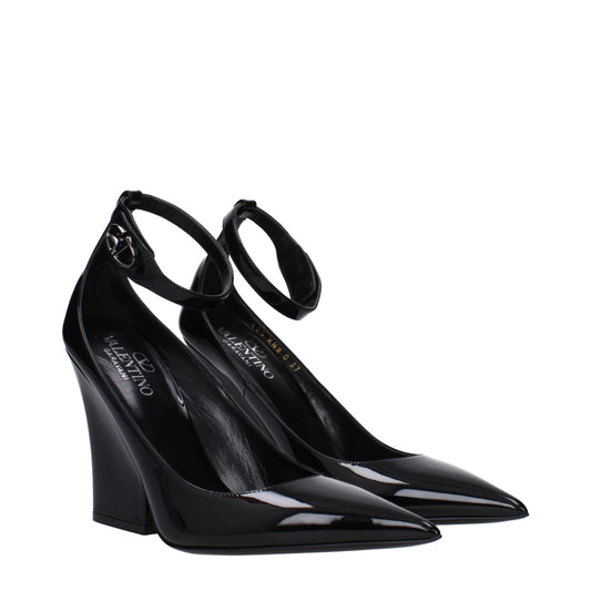 Valentino Garavani – Black Patent Leather Pumps