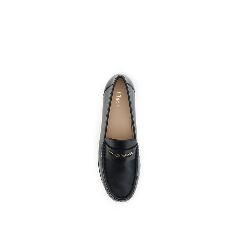 Chloé – Black Leather Loafers with Gold Chain Logo