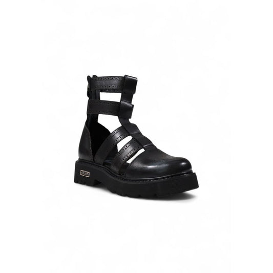Cult – Black Leather Sandals