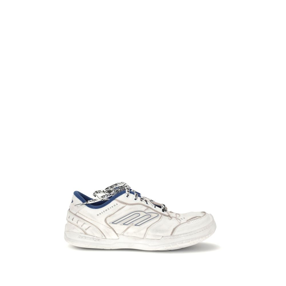 Balenciaga - Hamptons Worn-out Sneakers