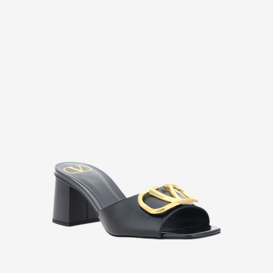 Valentino Garavani – VLogo Leather Sandals