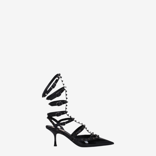 Valentino Garavani – Black Patent Leather Pointed-Toe